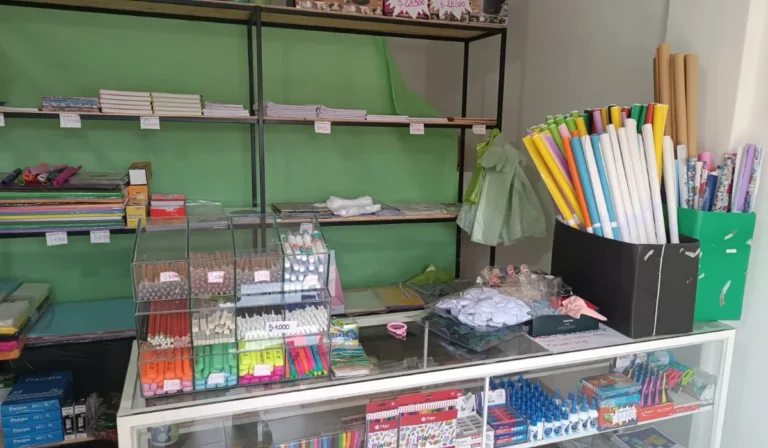 Robo de librería en Monterrico: denuncian inseguridad tras sustraer equipos