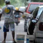 Detienen a cuidacoches colombiano por amenazar de muerte a un conductor