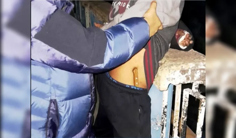Capturan a un hombre por robo de moto en el barrio Centro de San Salvador