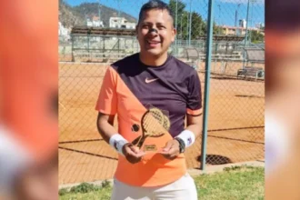 Tito Sandoval: el tenista quiaqueño que conquistó el campeonato en Bolivia