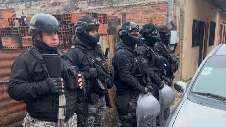 Operativo contra abuso infantil en Jujuy: Secuestran cientos de dispositivos