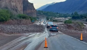 Cortes en rutas jujeñas: alertan sobre derrumbes y desvíos