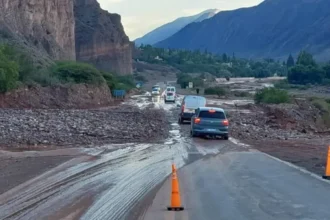 Cortes en rutas jujeñas: alertan sobre derrumbes y desvíos
