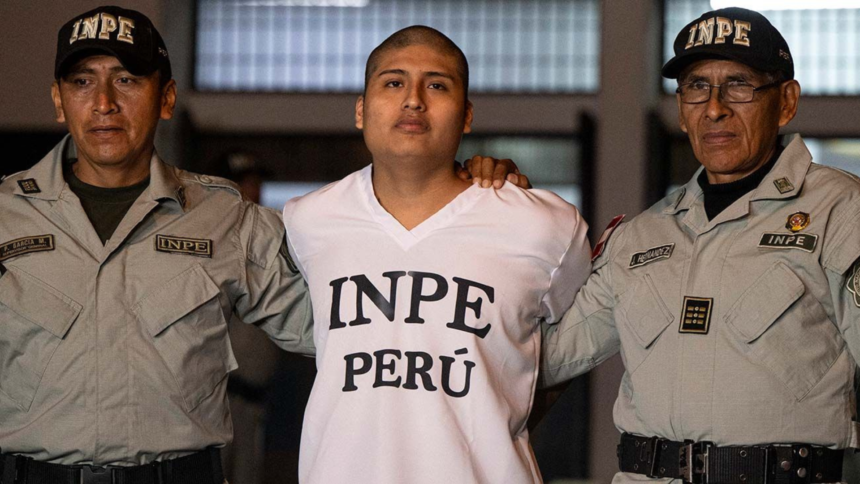 Indagan a Pequeño J tras su llegada a la Argentina por el triple crimen