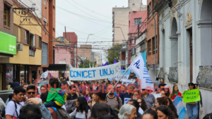 La marcha federal universitaria convoca a gremios, estudiantes y científicos en defensa del financiamiento