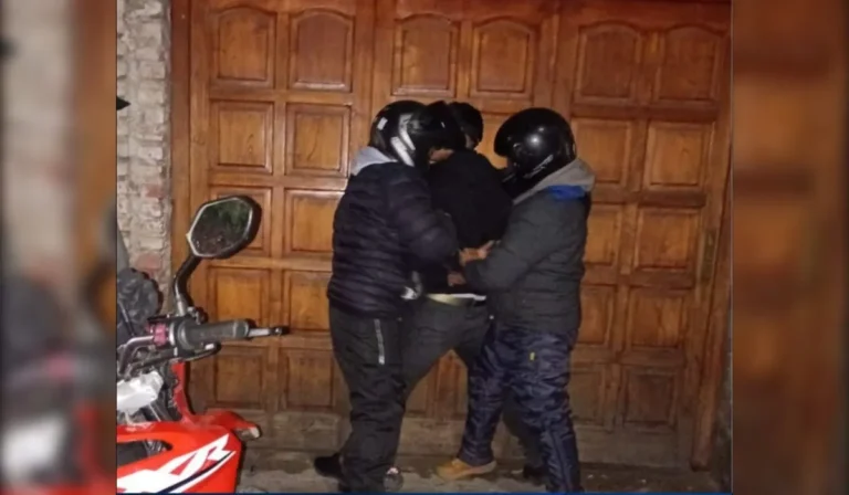 Detienen a delincuente tras intentar robar una camioneta en el barrio Luján