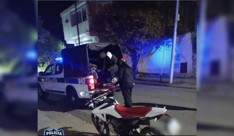 Detuvieron a delincuente intentando robar una moto en San Pedrito