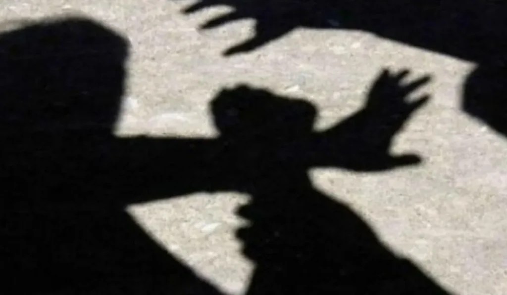 Denunció secuestro con cuchillo a la salida del jardín de infantes en Libertador San Martín