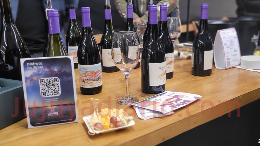 La Feria de las Rutas del Vino de Jujuy congregó a miles de visitantes en el Cabildo