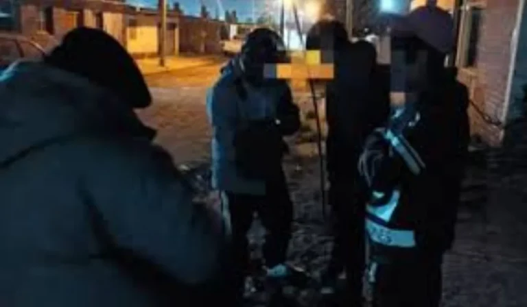 Detenido por agredir a un menor: huyó de la policía e intentó ocultarse en un taller de Palpalá