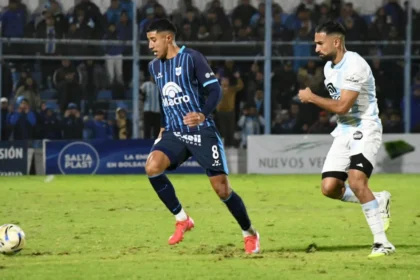 El clásico de fútbol en Jujuy terminó en empate con sabor amargo