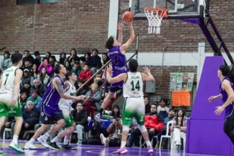 El Carmen Básquet logra su duodécima victoria consecutiva en casa