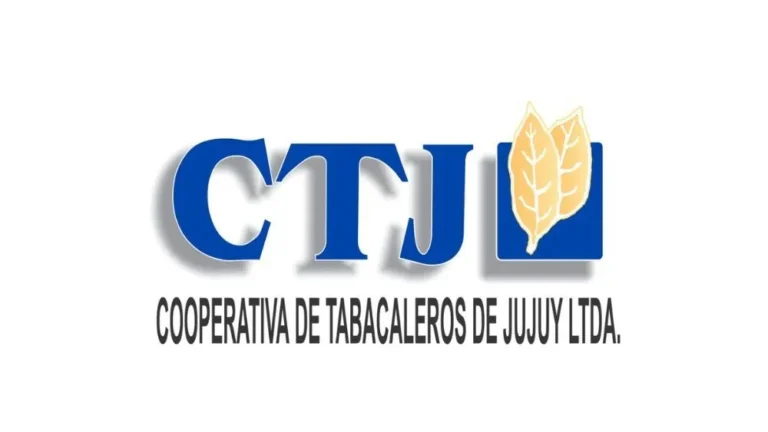 Incendio en Perico Jujuy: Bomberos controlan el fuego en la Cooperativa de Tabacaleros