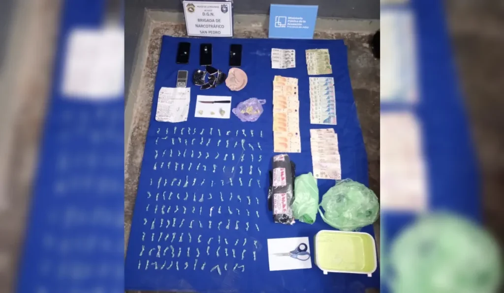 Allanamientos en San Pedro: ocho detenidos y secuestro de cocaína