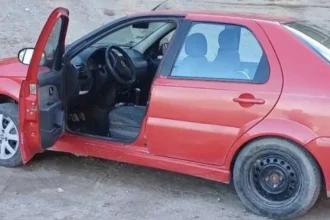 Hallazgo insólito: detuvieron a un ladrón durmiendo en el asiento trasero de un auto en Alto Comedero