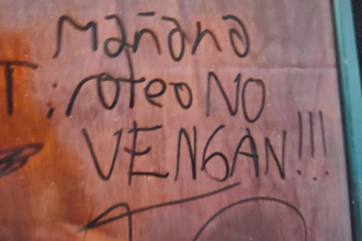 Amenaza de tiroteo en escuela: Protocolo activado y restricción de mochilas