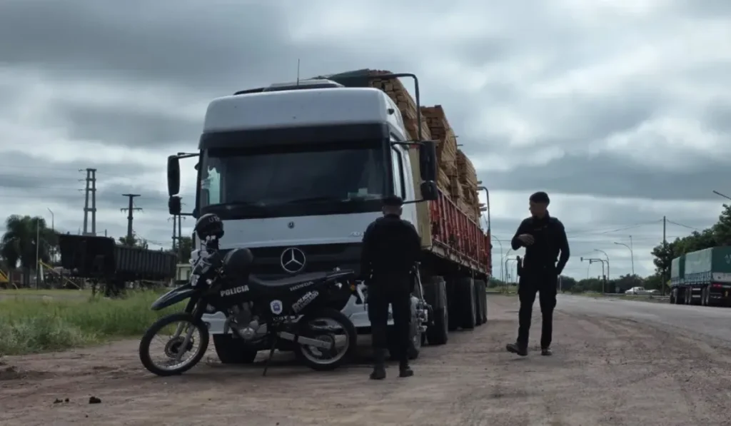 Robo de azúcar en Palpalá: sustraen 240 kilos de un camión de carga