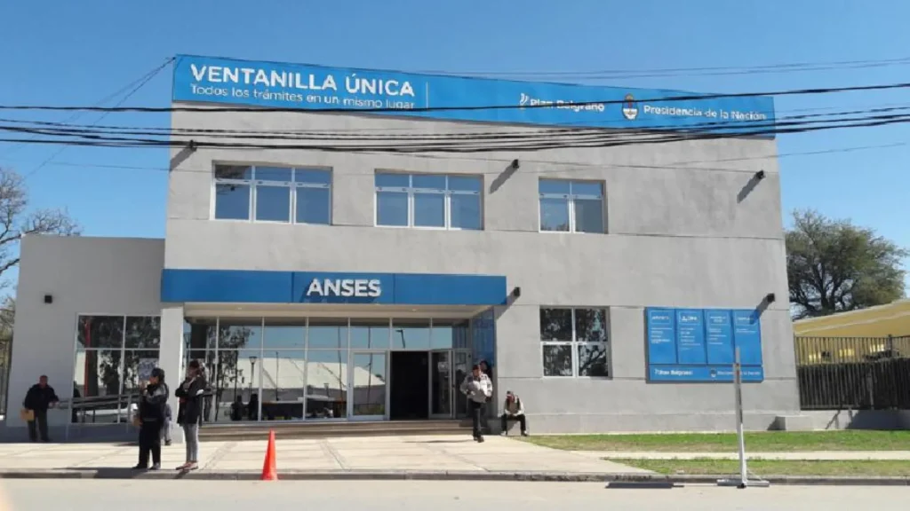 Aumentos en jubilaciones y pensiones: ANSES oficializa nuevos montos para junio
