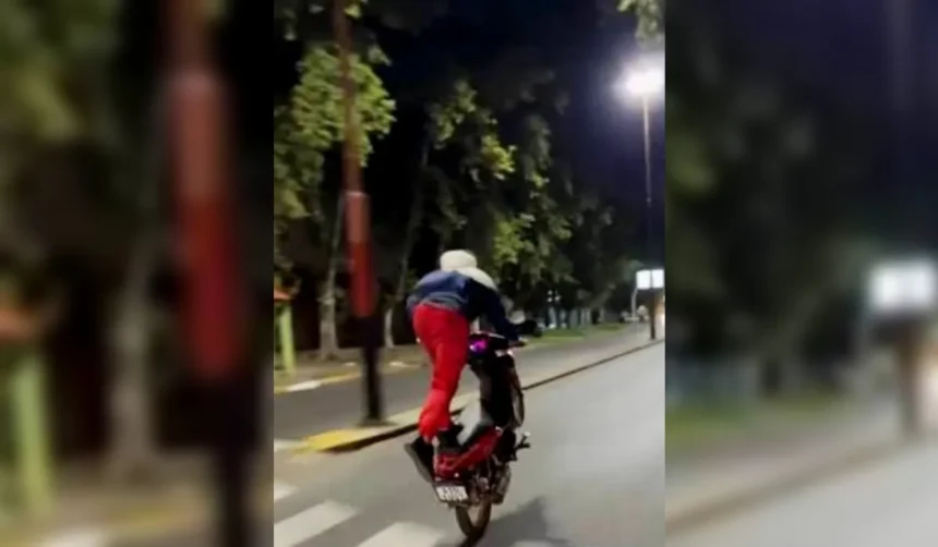 Dos menores demorados por realizar picadas en motocicleta sin documentación en San Pedro