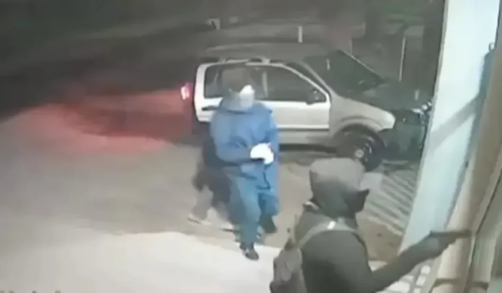 Asalto en Palma Sola: delincuentes armados robaron 14 millones de pesos