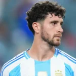 Marcos Senesi reemplaza a Leonardo Balerdi en la convocatoria de la Selección para el Mundial