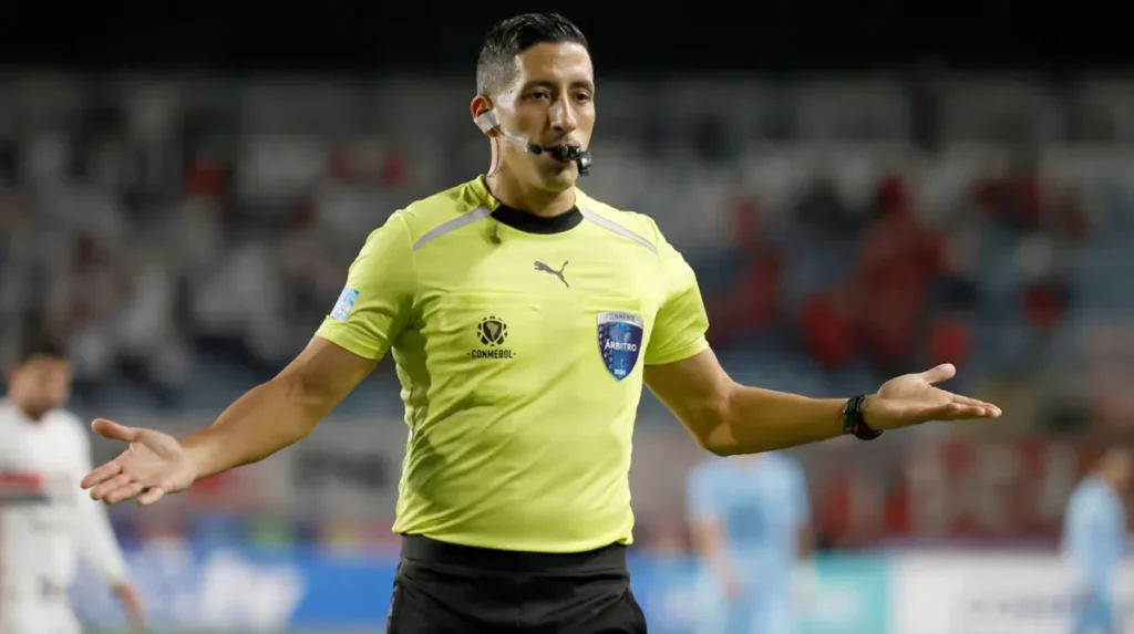 Yael Falcón Pérez dirigirá su primer partido en el Mundial 2026