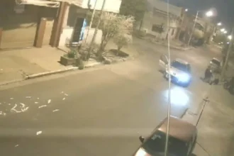 Robo a motociclista en Perico: delincuentes lo atropellaron para asaltarlo
