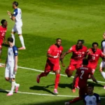 Canadá logra empate ante Bosnia en su debut mundialista