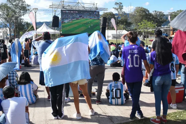 Pantalla gigante en Ciudad Cultural para ver los partidos de la Selección