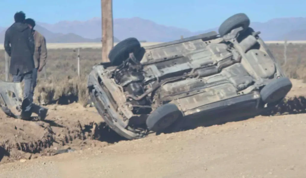 Vuelco fatal en Rinconada: conductor de 33 años murió tras perder el control