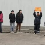 Muerte de Valentín Llampa: familiares y amigos se congregaron en la morgue