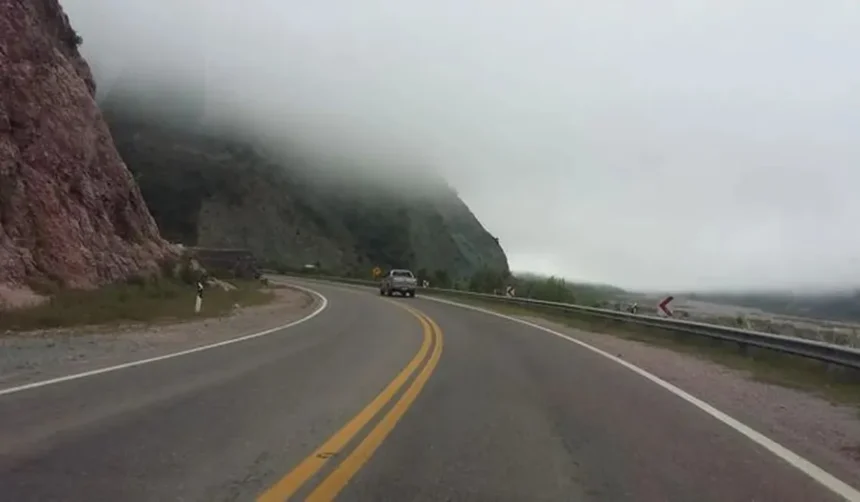 Complicaciones en rutas de Jujuy: más de diez vías afectadas por vientos y desmoronamientos