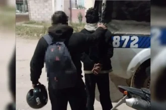 Capturan a delincuente prófugo mientras merodeaba casas en Palpalá