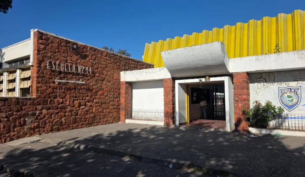 Diez alumnos de primaria hospitalizados por intoxicación de sedantes en Perico