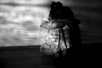 Madre imputada por encubrimiento en caso de abuso de menor en San Pedro