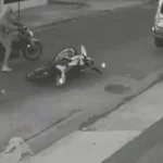 Violento robo de moto en Palpalá: dos delincuentes atacaron a golpes a un vecino