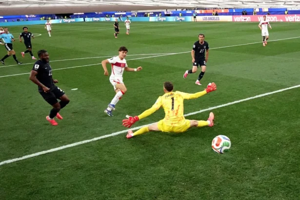 Turquía vence a Estados Unidos 3-2 en el cierre del Grupo D del Mundial 2026