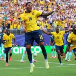 Ecuador vence a Alemania 2-1 y se acerca a la clasificación en el Grupo E