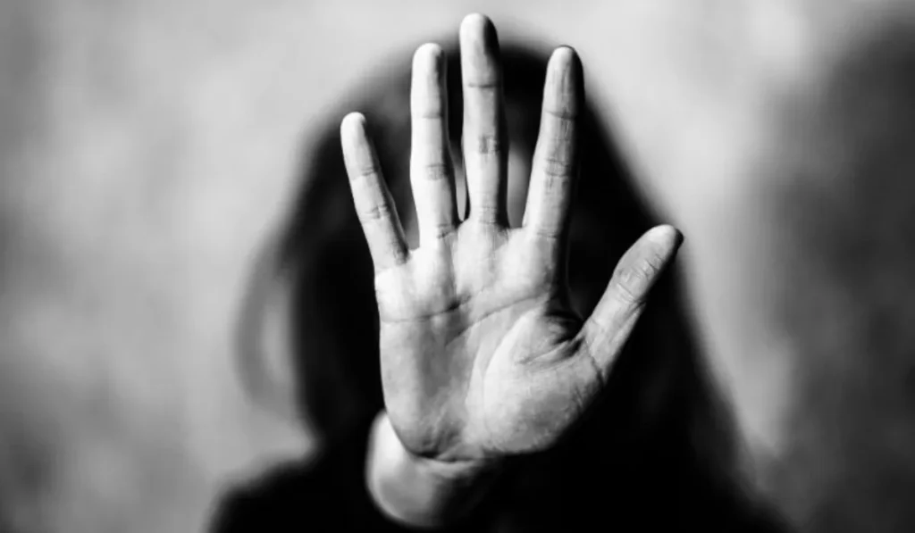 Violencia de género en Los Huaicos: detenido por golpear a su pareja hasta desmayarla