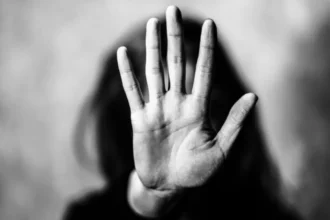 Violencia de género en Los Huaicos: detenido por golpear a su pareja hasta desmayarla