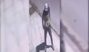 Capturan a delincuente que robaba autos en el Centro de San Salvador