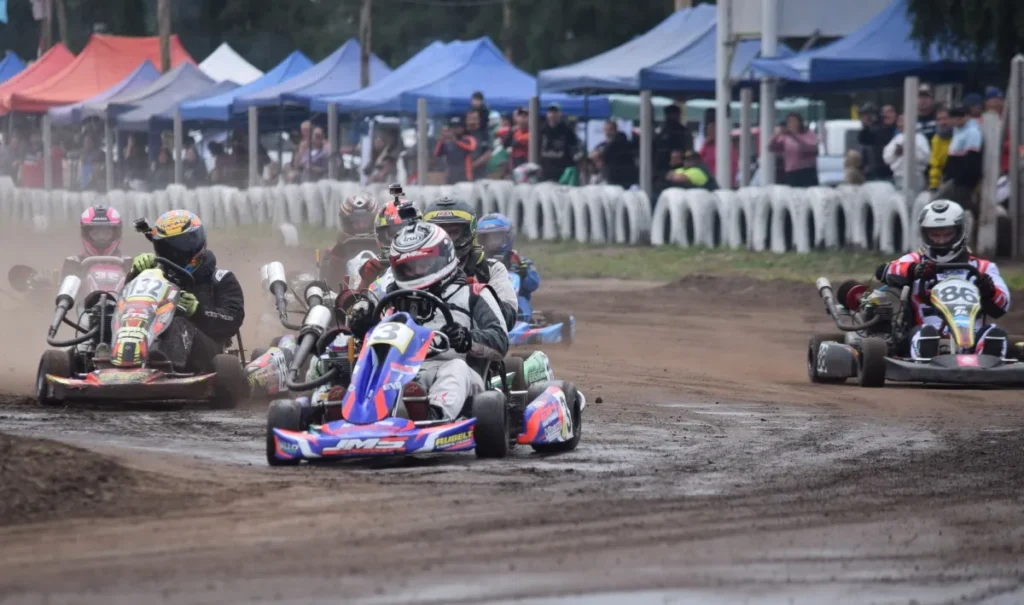 Karting en Perico: más de 40 máquinas en competencia este fin de semana