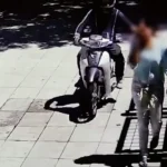 Robo de motochorro en Palpalá: asaltaron a una madre con su hija