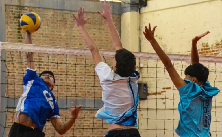 Vóley sub 16 necesita apoyo solidario para viajar al Argentino