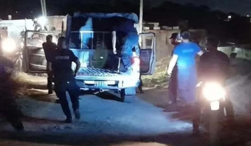 Agresión con cuchillo en Alto Comedero: hombre atacó a su madre y está prófugo