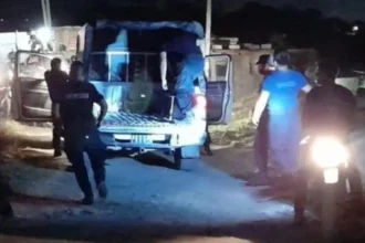 Agresión con cuchillo en Alto Comedero: hombre atacó a su madre y está prófugo