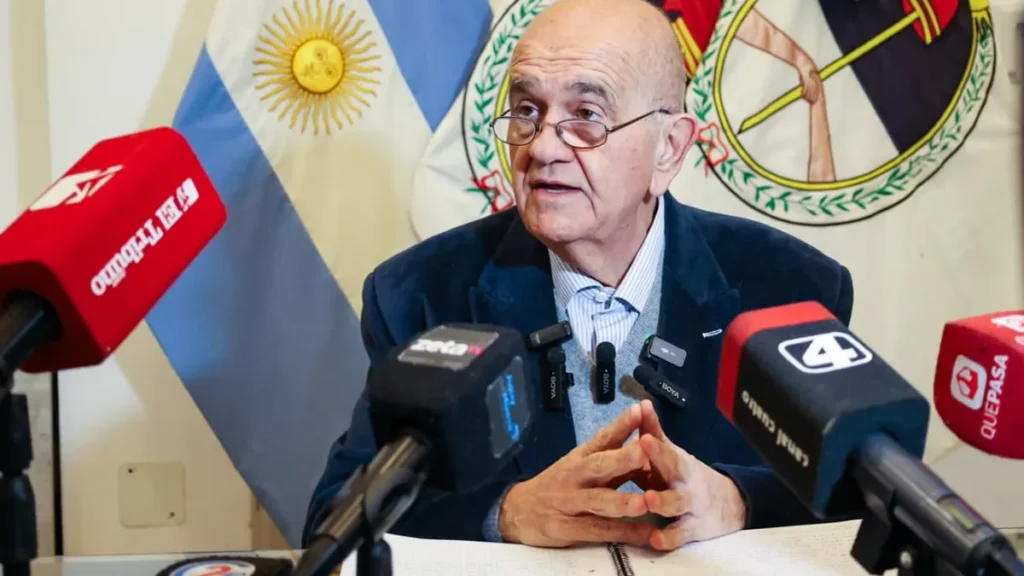 Alberto Siufi confirmó el descuento por paro docente en Jujuy