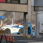 Alerta en Salta por un incendio de pastizales cerca del aeropuerto