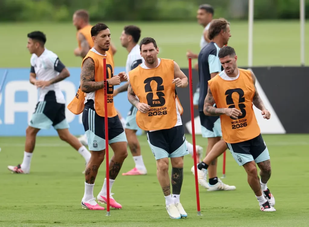 Argentina e Inglaterra se enfrentan en la semifinal del Mundial 2026