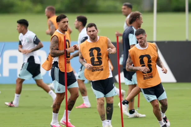 Argentina e Inglaterra se enfrentan en la semifinal del Mundial 2026